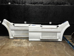2014 VOLVO VNL Skirt Chassis Fairing