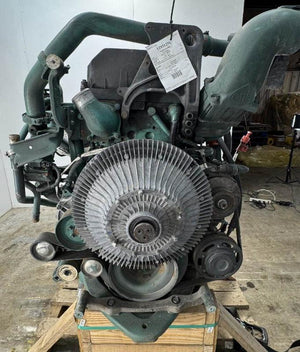 2014 VOLVO D13 Engine Assembly