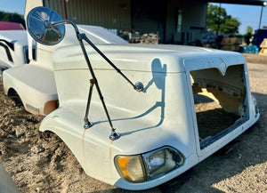 2002 INTERNATIONAL 9100I Hood