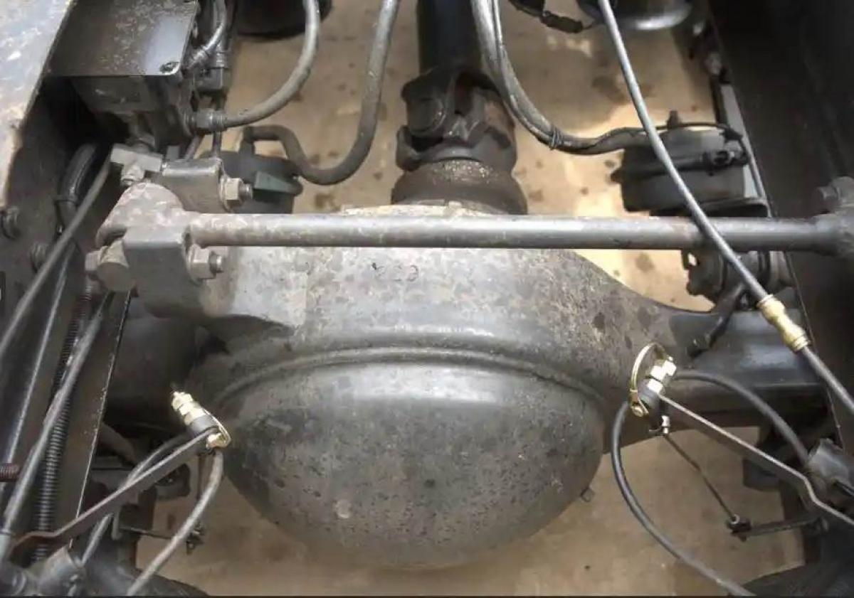 Rear Axle Assembly