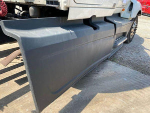 2020 INTERNATIONAL LT625 Side Fairing Cab Extender