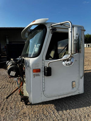 2002 INTERNATIONAL 9100I Cab Assembly