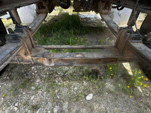 2005 INTERNATIONAL 9400I Front Axle Assembly