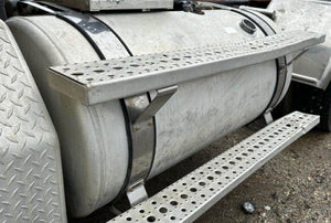 2013 FREIGHTLINER CORONADO 122 SD Fuel Tank