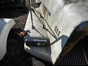  UNMARKED  Hood