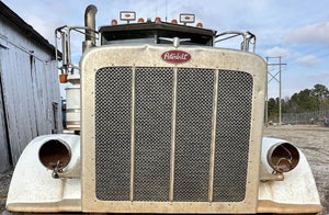 2013 PETERBILT 388 Hood