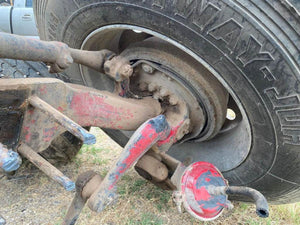 2004 FREIGHTLINER FLD132 CLASSIC XL Front Axle Assembly