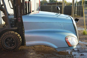 2012 FREIGHTLINER CASCADIA Hood