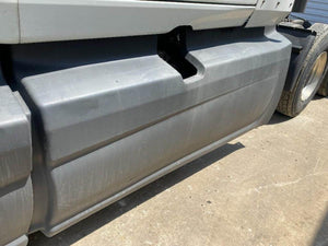2020 INTERNATIONAL LT625 Side Fairing Cab Extender