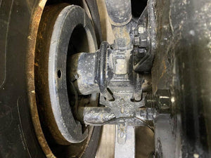 2015 DETROIT DA-F-13.3-3 Front Axle Assembly