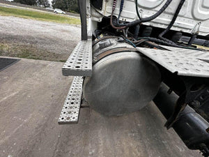 2017 FREIGHTLINER CASCADIA Fuel Tank