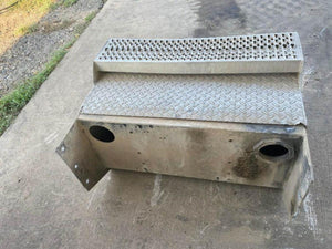 2007 PETERBILT 379 ULTRACAB Battery Box