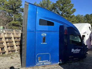 2022 KENWORTH T680 Side Fairing Cab Extender