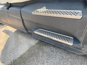 2020 INTERNATIONAL LT625 Side Fairing Cab Extender